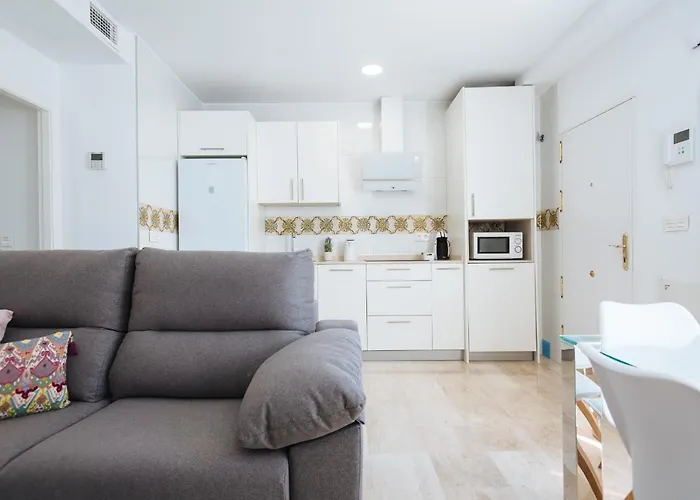 Triana Home - Free Parking